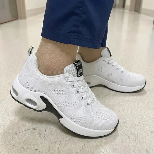 2. Comfort That Lasts 12+ Hour Shifts